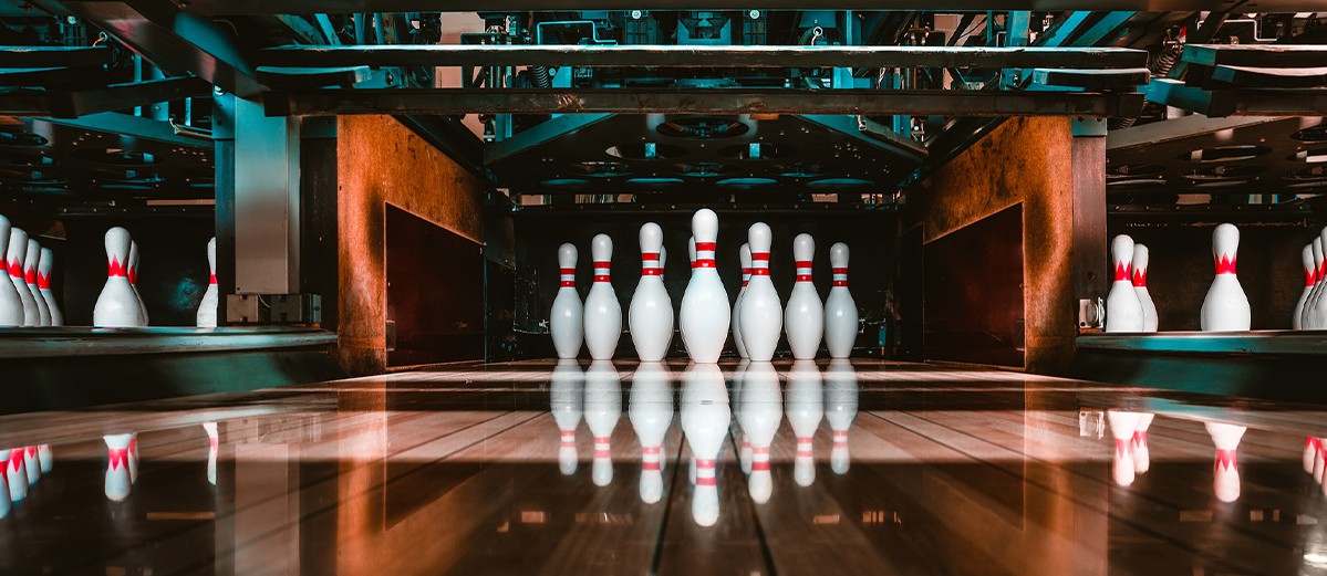 bowling alley pinss
