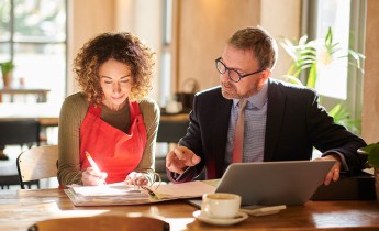 business start up signs on the contract