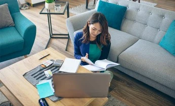 woman doing her finances